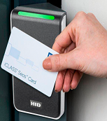 sistema de control de acceso por tarjeta identificativa